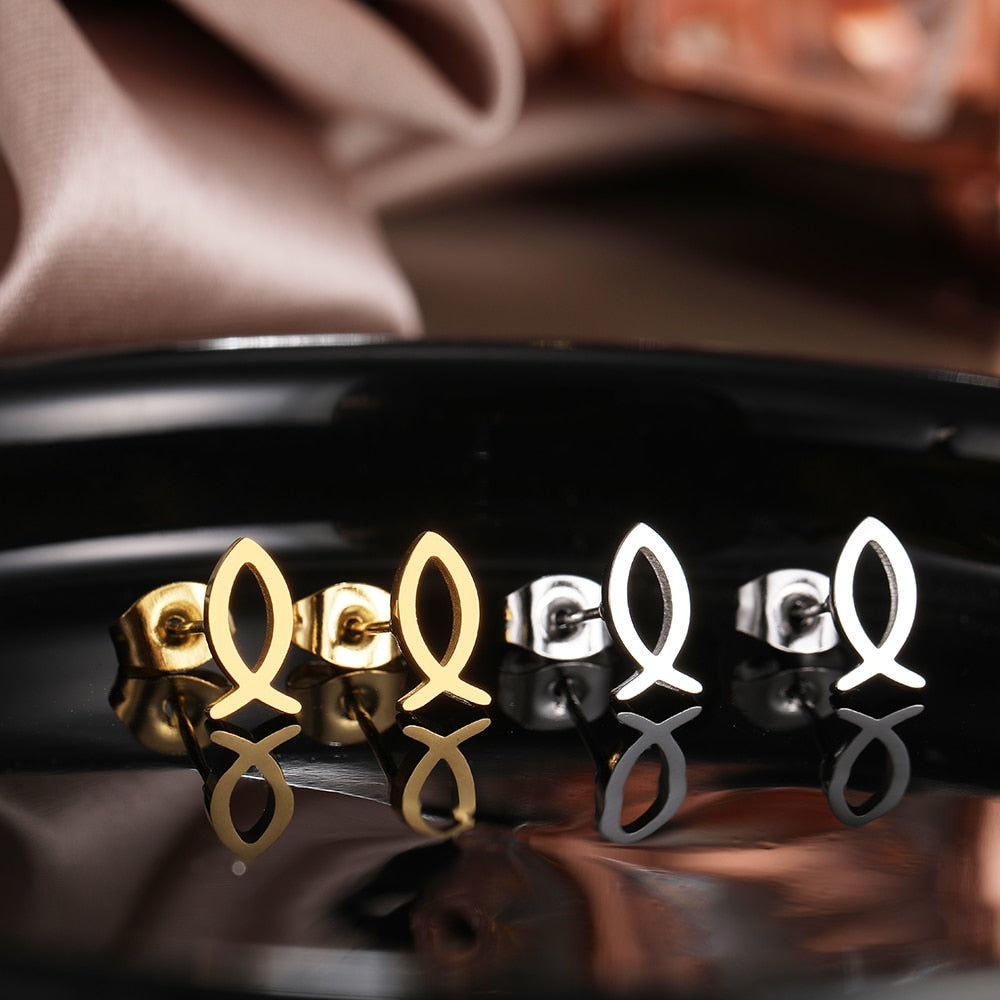 Stainless Steel Earrings Trend Heart Shaped Stethoscope Charm Fashion Stud Earrings For Women Jewelry Party Gift