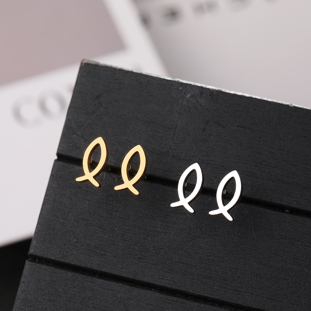 Stainless Steel Earrings Trend Heart Shaped Stethoscope Charm Fashion Stud Earrings For Women Jewelry Party Gift